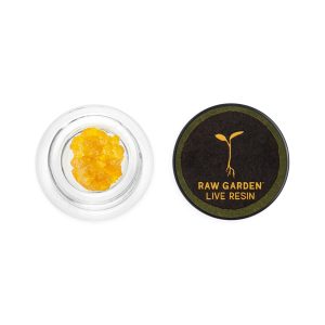 Raw Garden Apple Fritter #74 Live Sauce, featuring a golden, saucy cannabis extract with 60.06% THC, offering sweet apple pastry flavors and potent effects.